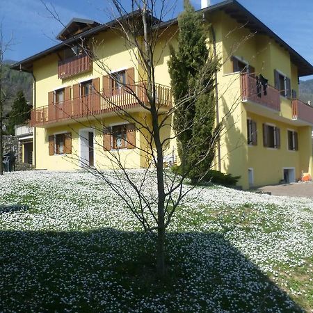 Casa Vacanza Ca Dei Logi ليفيكو ترمي المظهر الخارجي الصورة