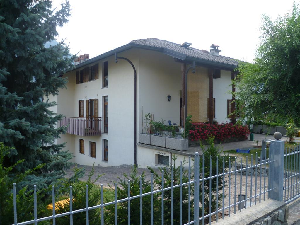 Casa Vacanza Ca Dei Logi ليفيكو ترمي المظهر الخارجي الصورة